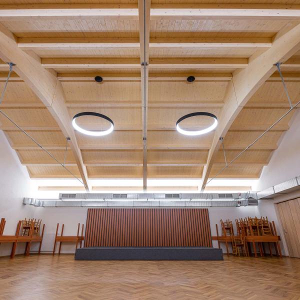 Lepené vazníky Adamov